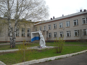 Входная группа Каменно-Задельская средняя школа. 
