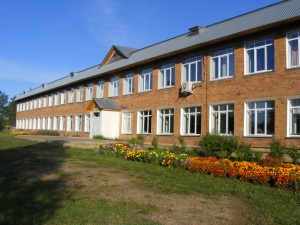 Входная группа Старозятцинская средняя школа. 