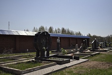 Входная группа Хохряковское кладбище Ижевска.  Тепличная,  1