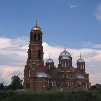 Входная группа Свято-Никольский храм села Ершовка. 