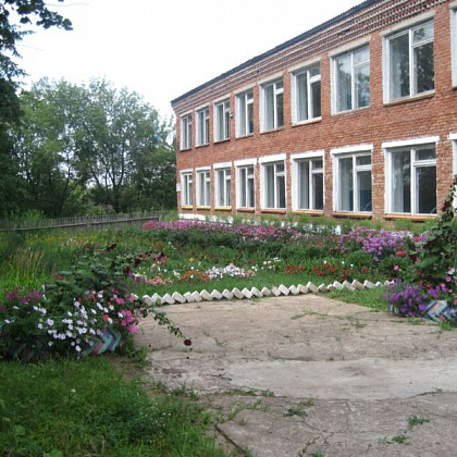 Входная группа Короленковская основная школа. 