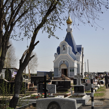 Хохряковское кладбище Ижевска - храм в честь святителя Василия Великого архиепископа Кесарии Каппадокийской